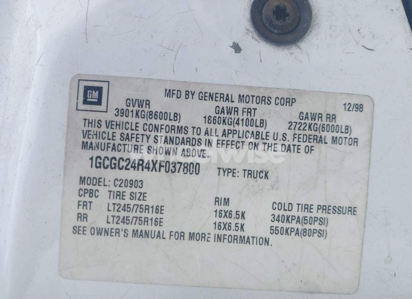 Photo 9 of 1999 Chevrolet C2500 (VIN 1GCGC24R4XF037800)