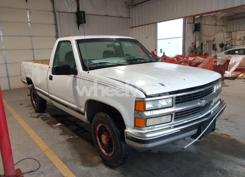 1998 Chevrolet C2500 FLEETSIDE (VIN 1GCGC24R6WZ121937) main photo