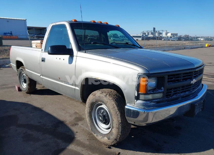 1998 Chevrolet C2500 FLEETSIDE (VIN 1GCGC24R6WZ172502) main photo