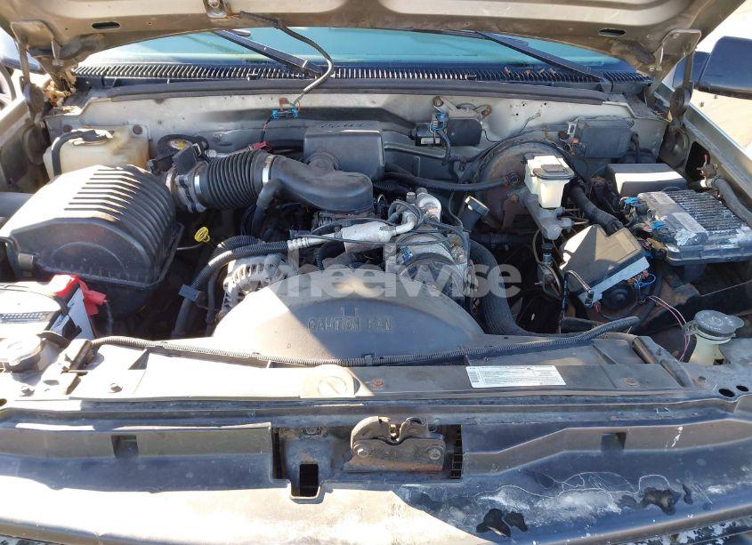 Photo 10 of 1998 Chevrolet C2500 FLEETSIDE (VIN 1GCGC24R6WZ172502)