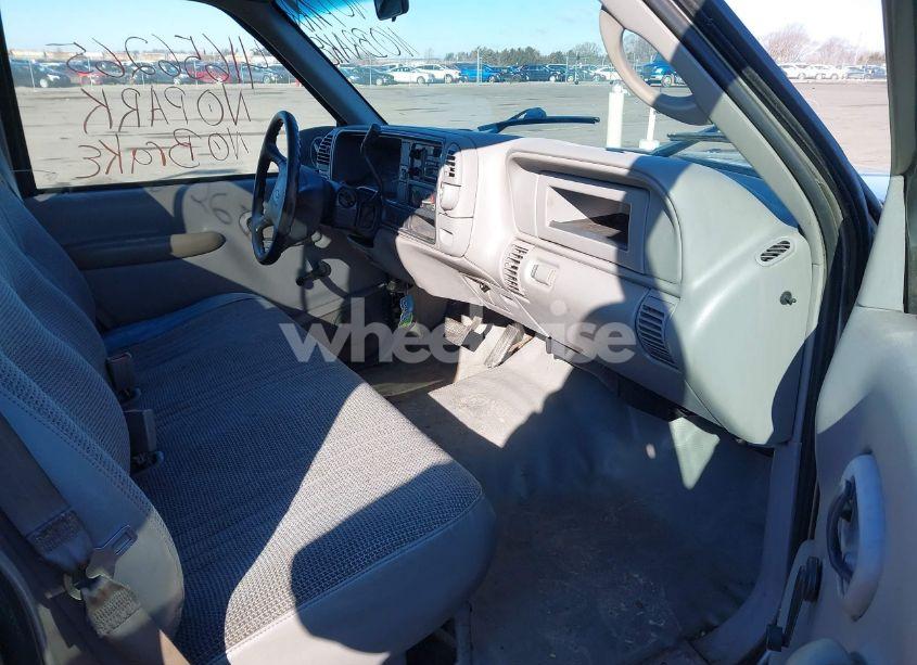 Photo 5 of 1998 Chevrolet C2500 FLEETSIDE (VIN 1GCGC24R6WZ172502)