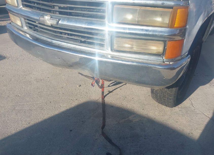 Photo 6 of 1999 Chevrolet C2500 (VIN 1GCGC24R8XR712594)