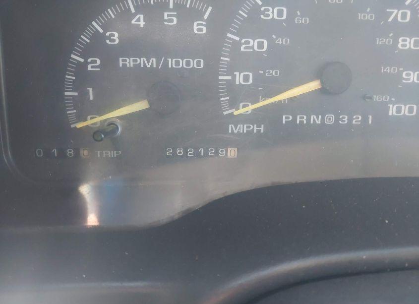 Photo 7 of 1999 Chevrolet C2500 (VIN 1GCGC24R8XR712594)