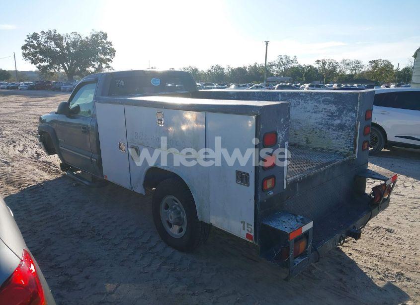 Photo 3 of 2001 Chevrolet Silverado 2500 (VIN 1GCGC24U01Z301976)