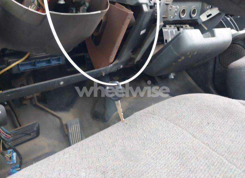 Photo 11 of 1999 Chevrolet Silverado 2500 (VIN 1GCGC24U3XE170980)