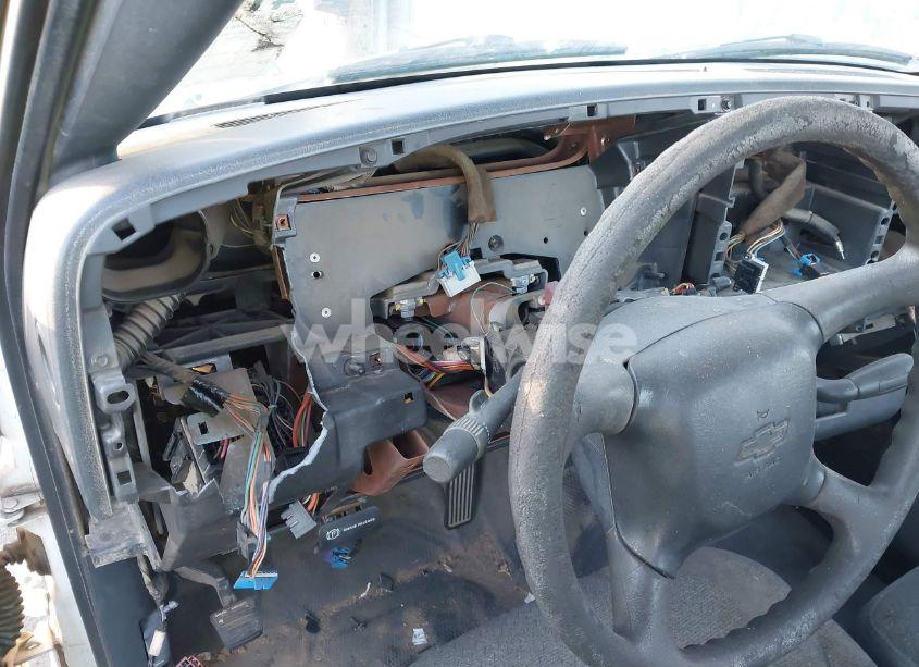 Photo 7 of 1999 Chevrolet Silverado 2500 (VIN 1GCGC24U3XE170980)