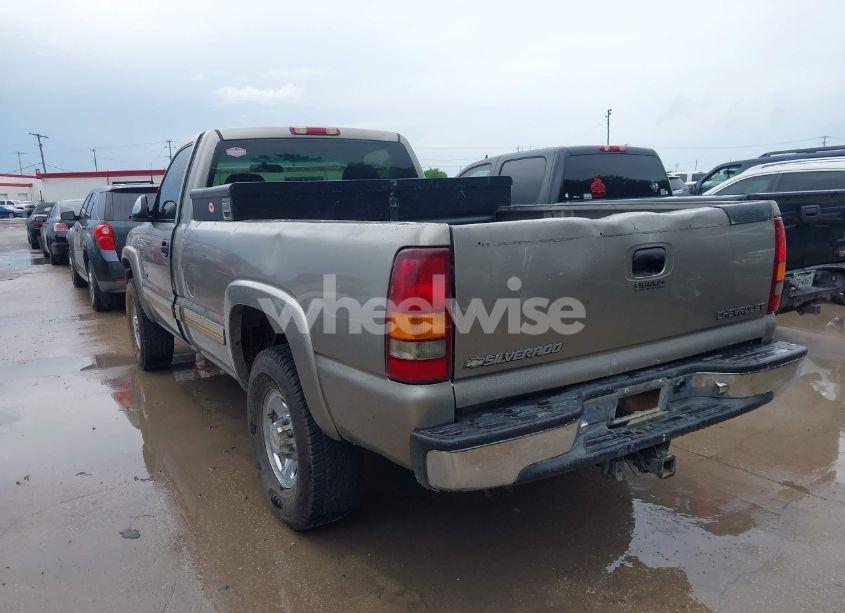 Photo 3 of 2001 Chevrolet Silverado 2500 LS (VIN 1GCGC24U61Z174960)