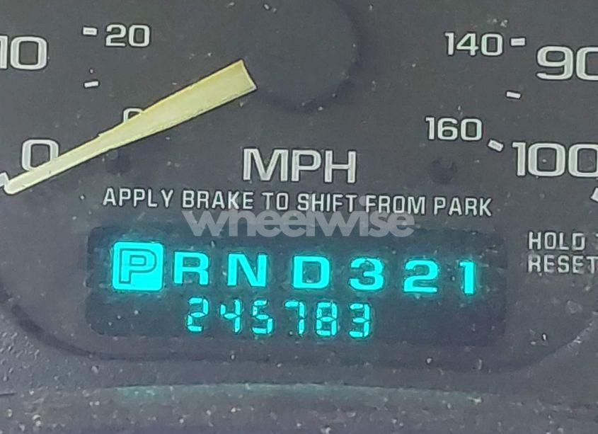 Photo 15 of 2000 Chevrolet Silverado 2500 (VIN 1GCGC24U9YE369761)