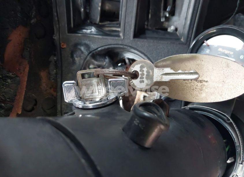 Photo 11 of 1984 Chevrolet C20 (VIN 1GCGC24W1ES121373)