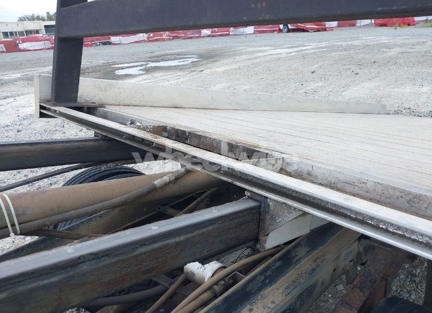 Photo 12 of 1984 Chevrolet C20 (VIN 1GCGC24W1ES121373)