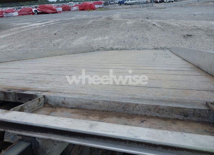 Photo 13 of 1984 Chevrolet C20 (VIN 1GCGC24W1ES121373)