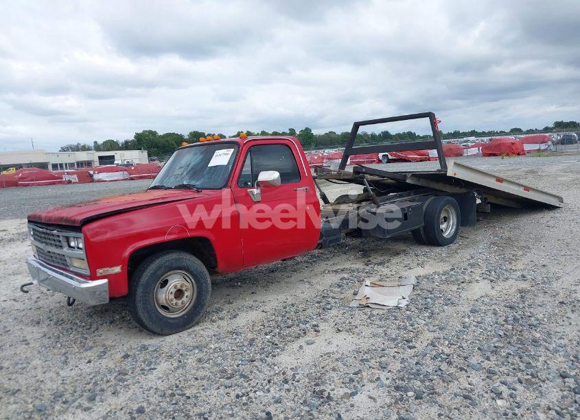 Photo 2 of 1984 Chevrolet C20 (VIN 1GCGC24W1ES121373)