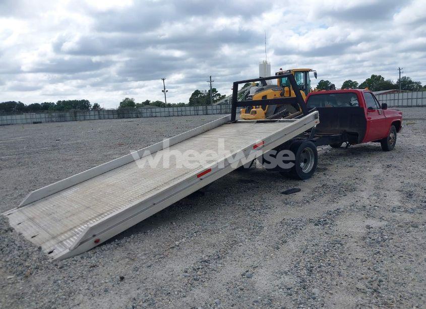 Photo 4 of 1984 Chevrolet C20 (VIN 1GCGC24W1ES121373)