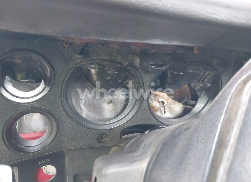 Photo 7 of 1984 Chevrolet C20 (VIN 1GCGC24W1ES121373)