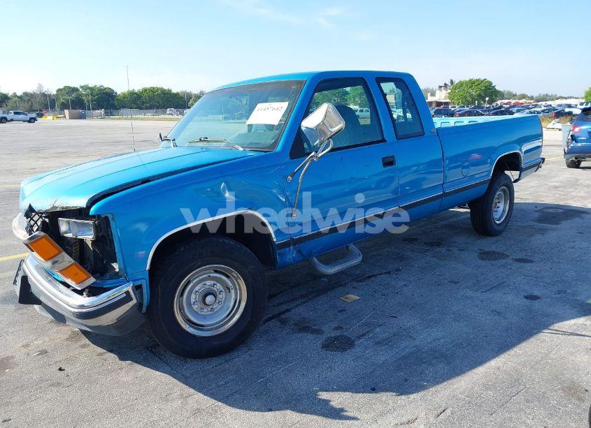 Photo 2 of 1994 Chevrolet Gmt-400 C2500 (VIN 1GCGC29K8RE263715)