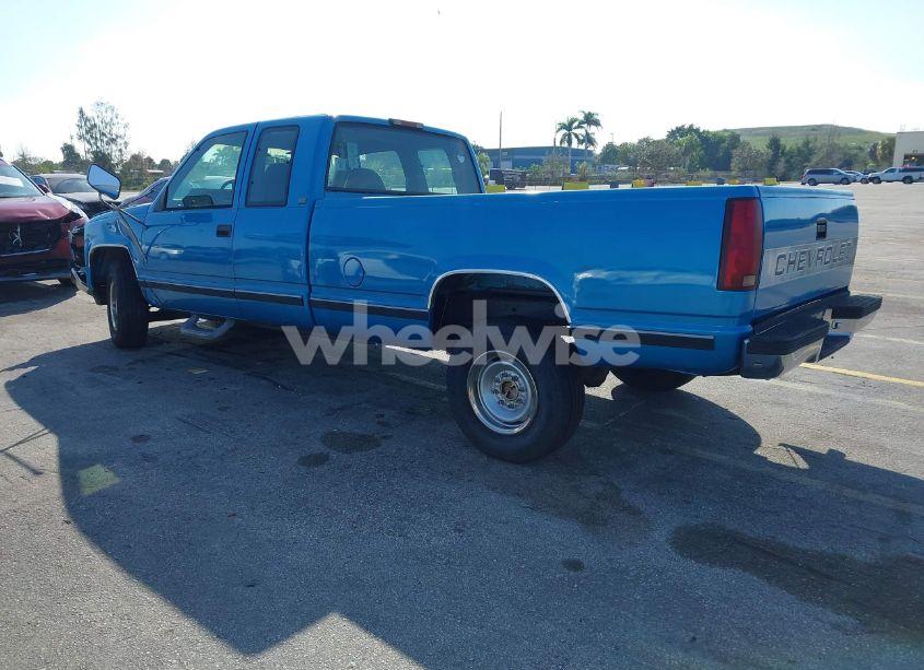 Photo 3 of 1994 Chevrolet Gmt-400 C2500 (VIN 1GCGC29K8RE263715)