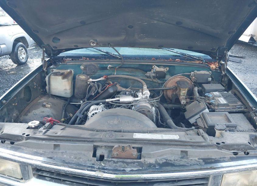 Photo 10 of 1996 Chevrolet Gmt-400 C2500 (VIN 1GCGC29R2TE236191)