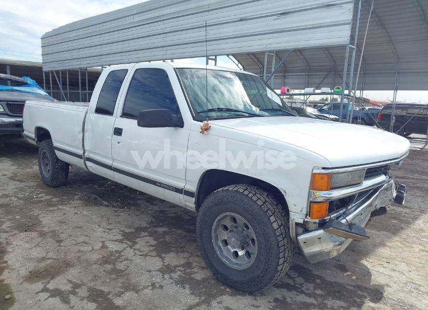 1998 Chevrolet C2500 FLEETSIDE (VIN 1GCGC29R2WE243341) main photo