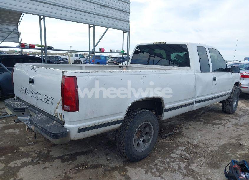 Photo 4 of 1998 Chevrolet C2500 FLEETSIDE (VIN 1GCGC29R2WE243341)