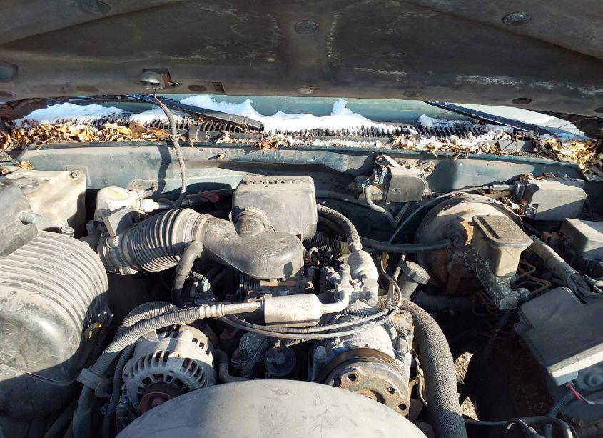 Photo 10 of 1997 Chevrolet C/k 2500 (VIN 1GCGC29R4VE174652)