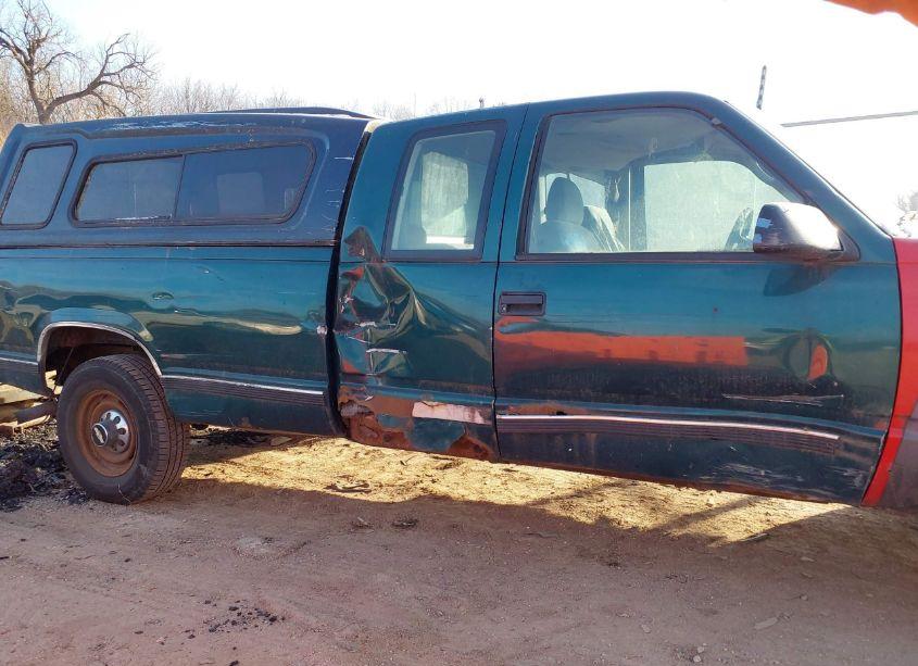 Photo 6 of 1997 Chevrolet C/k 2500 (VIN 1GCGC29R4VE174652)