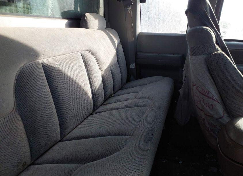 Photo 8 of 1997 Chevrolet C/k 2500 (VIN 1GCGC29R4VE174652)