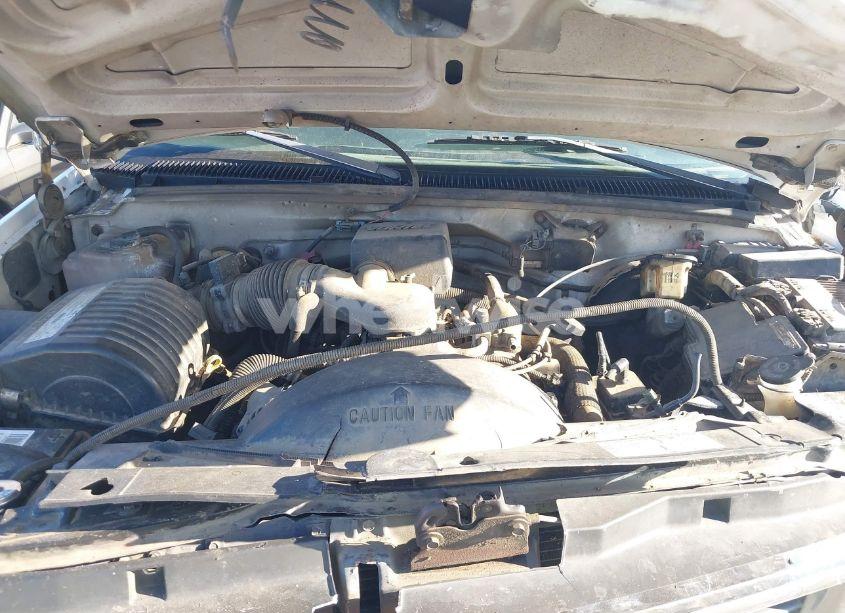 Photo 10 of 1998 Chevrolet C2500 FLEETSIDE (VIN 1GCGC29R5WE141659)