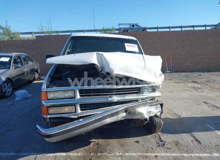 Photo 12 of 1998 Chevrolet C2500 FLEETSIDE (VIN 1GCGC29R5WE141659)