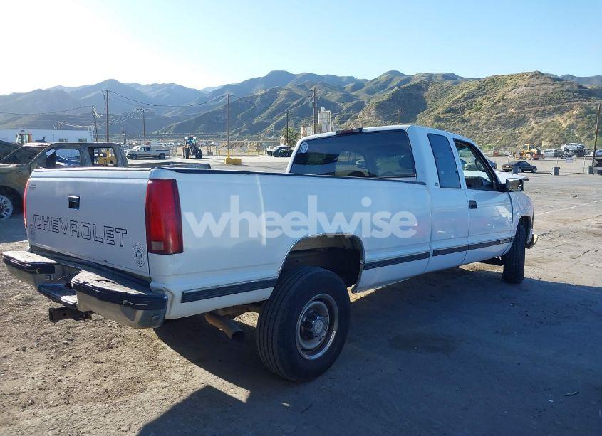 Photo 13 of 1998 Chevrolet C2500 FLEETSIDE (VIN 1GCGC29R5WE141659)