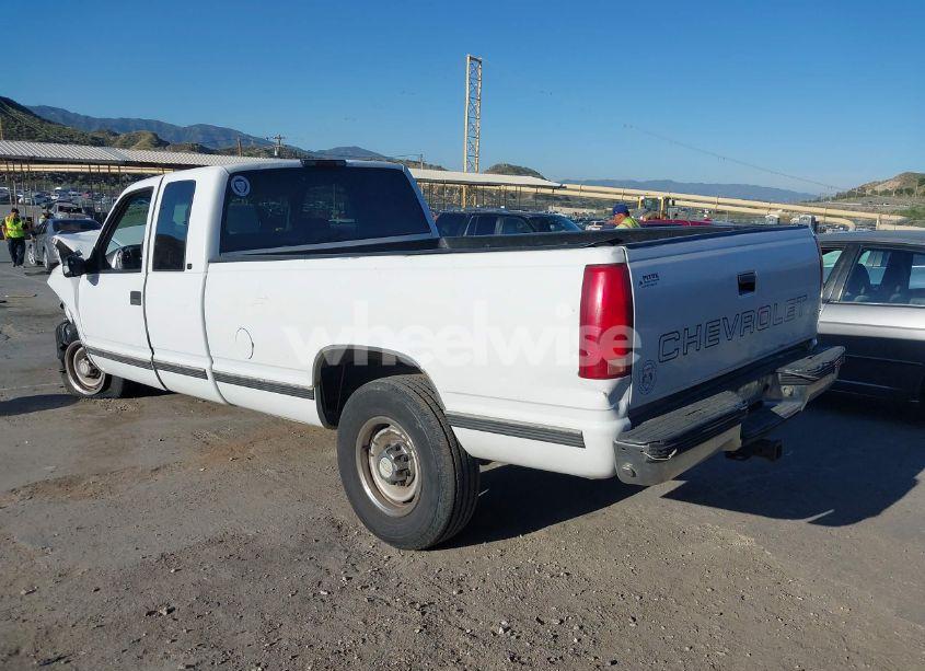 Photo 3 of 1998 Chevrolet C2500 FLEETSIDE (VIN 1GCGC29R5WE141659)