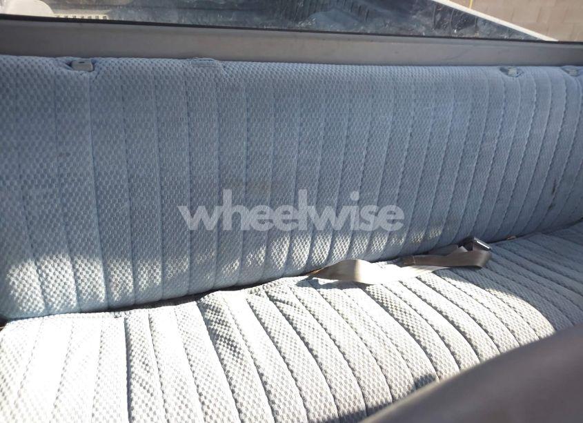 Photo 8 of 1998 Chevrolet C2500 FLEETSIDE (VIN 1GCGC29R5WE141659)