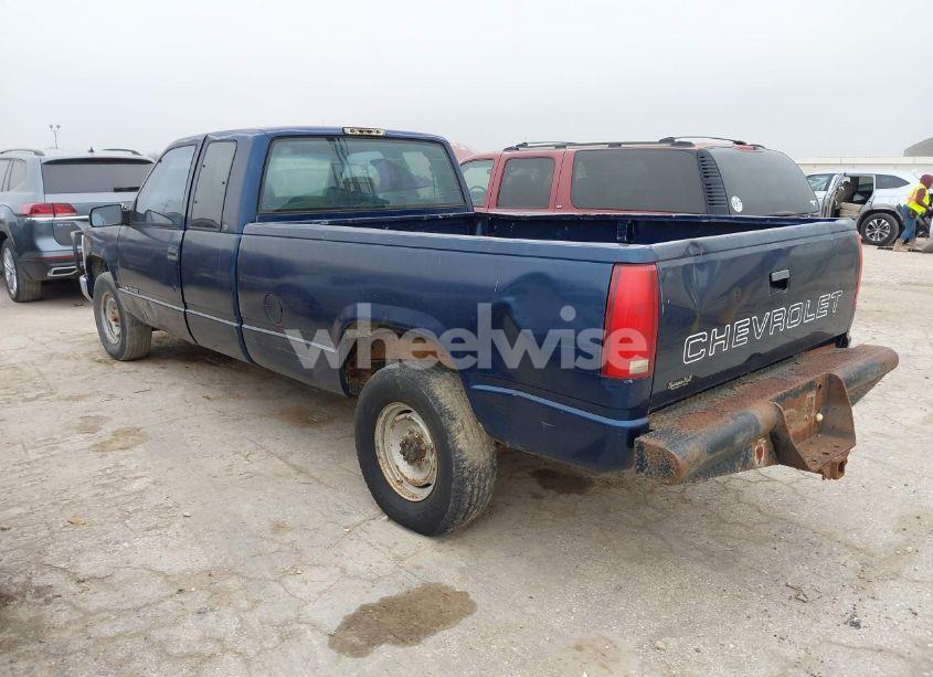 Photo 3 of 1998 Chevrolet C2500 FLEETSIDE (VIN 1GCGC29R7WE210500)