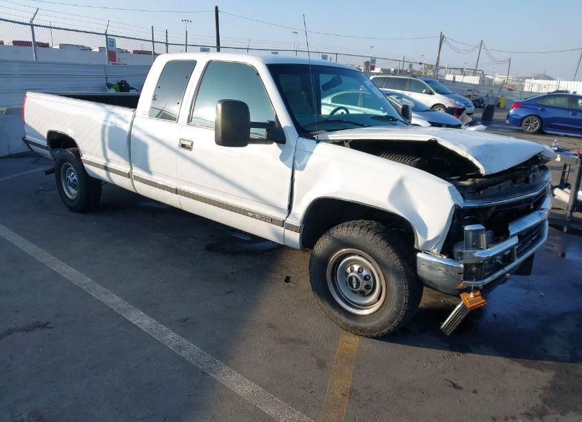1997 Chevrolet C2500 HD FLEETSIDE (VIN 1GCGC29R9VE218631) main photo