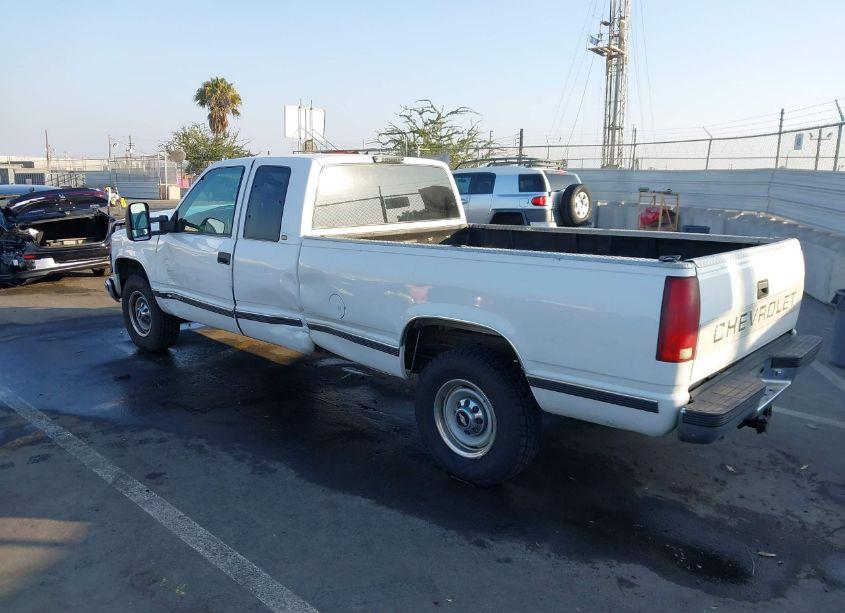 Photo 3 of 1997 Chevrolet C2500 HD FLEETSIDE (VIN 1GCGC29R9VE218631)