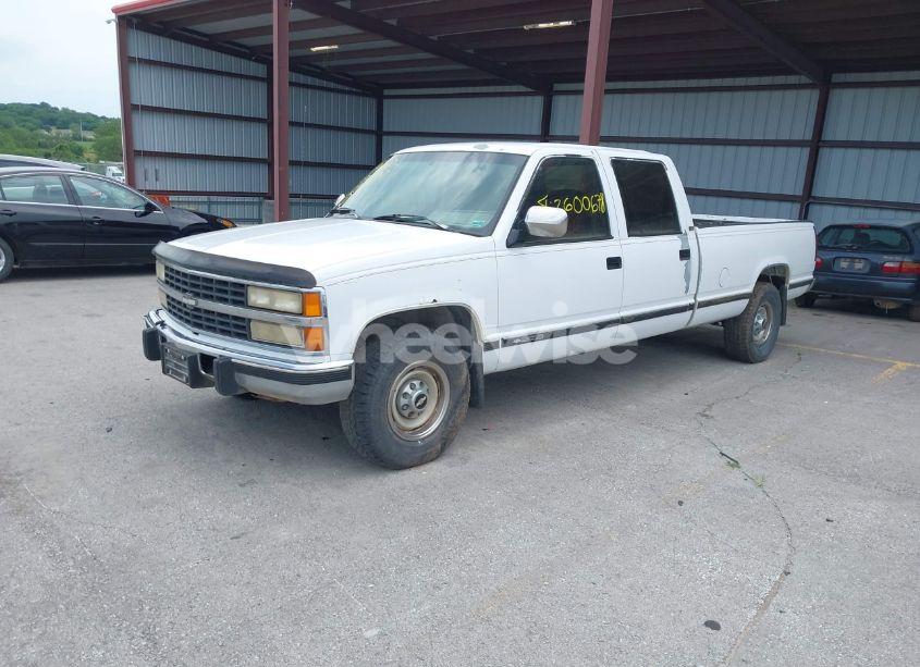 Photo 2 of 1993 Chevrolet Gmt-400 C3500 (VIN 1GCGC33F8PJ400450)