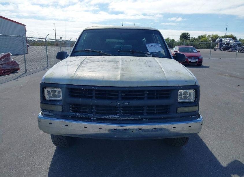 Photo 6 of 2000 Chevrolet C3500 (VIN 1GCGC33R2YF486272)