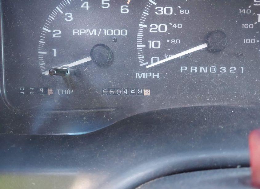 Photo 7 of 2000 Chevrolet C3500 (VIN 1GCGC33R2YF486272)