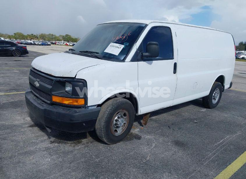 Photo 2 of 2008 Chevrolet Express WORK VAN (VIN 1GCGG25C081146770)
