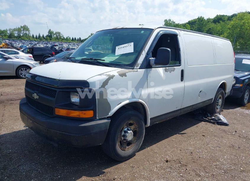 Photo 2 of 2009 Chevrolet Express 2500 WORK VAN (VIN 1GCGG25C191184204)