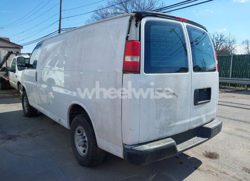 Photo 3 of 2008 Chevrolet Express WORK VAN (VIN 1GCGG25C281134247)