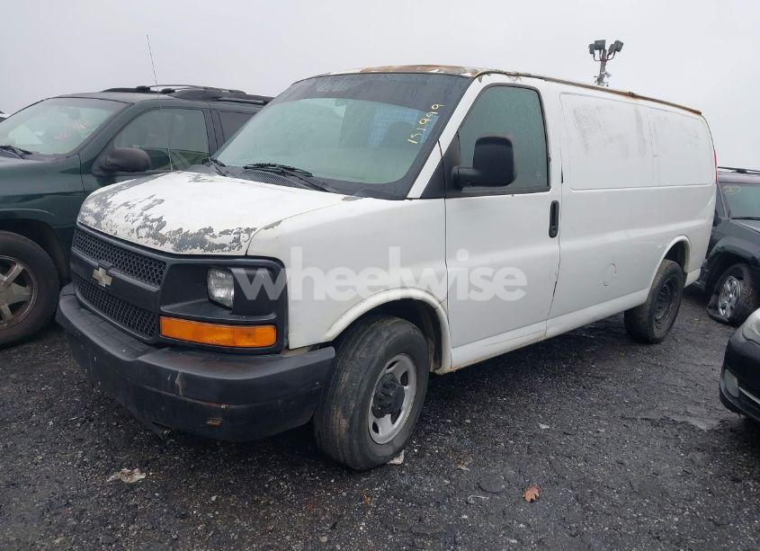 Photo 2 of 2008 Chevrolet Express WORK VAN (VIN 1GCGG25C281151999)