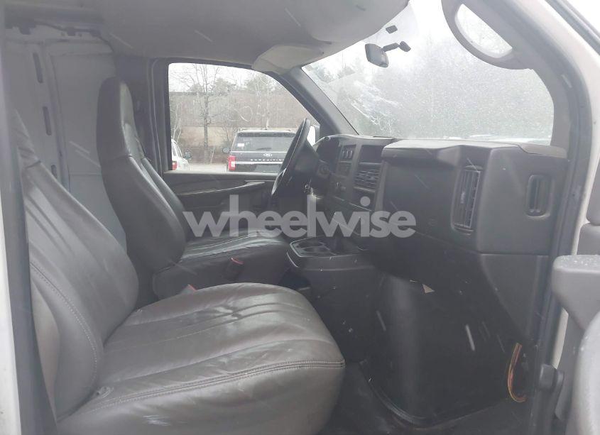 Photo 5 of 2008 Chevrolet Express WORK VAN (VIN 1GCGG25C281209576)