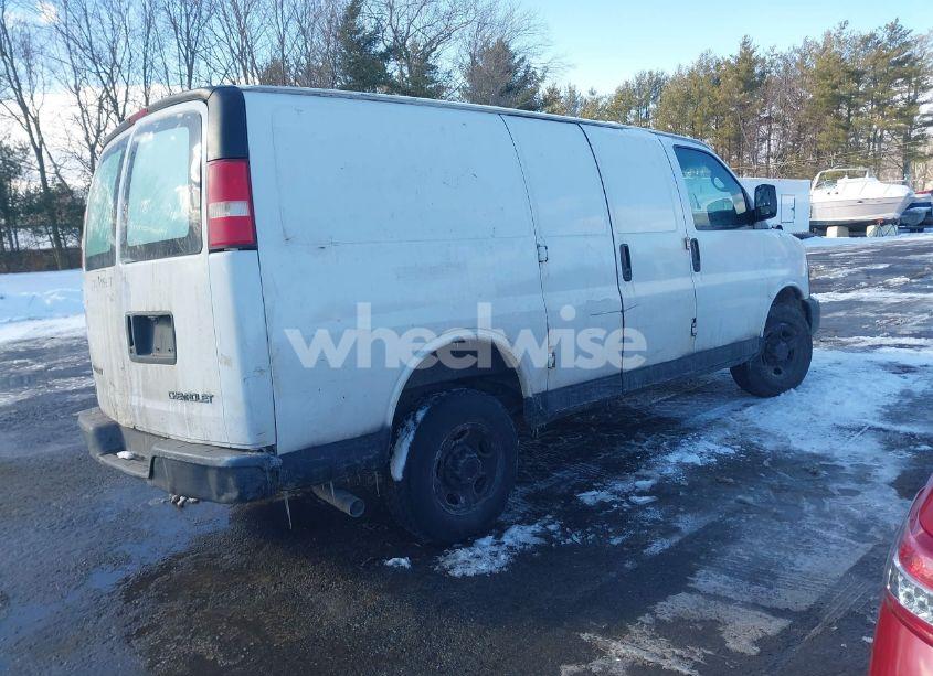 Photo 4 of 2008 Chevrolet Express WORK VAN (VIN 1GCGG25C381192383)