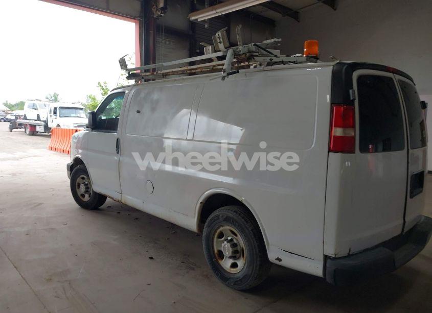 Photo 3 of 2009 Chevrolet Express 2500 WORK VAN (VIN 1GCGG25C391112632)