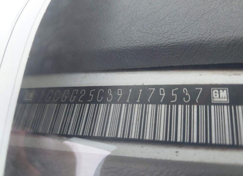 Photo 9 of 2009 Chevrolet Express 2500 WORK VAN (VIN 1GCGG25C391179537)