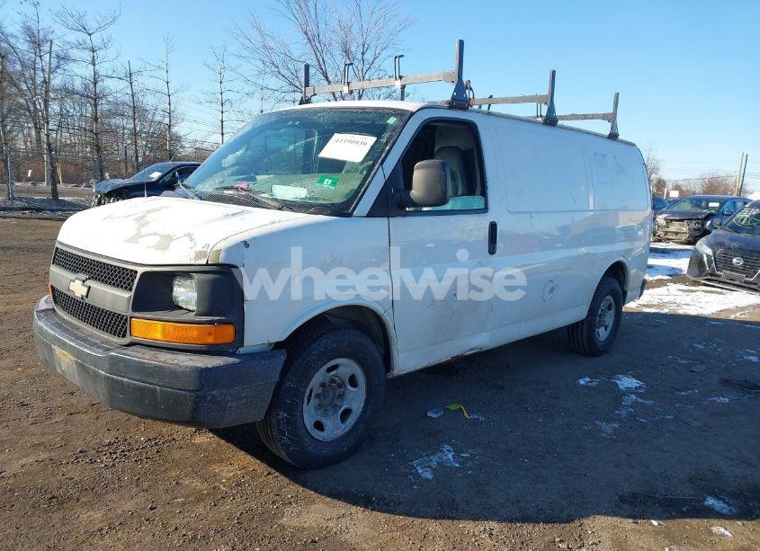 Photo 2 of 2008 Chevrolet Express WORK VAN (VIN 1GCGG25C581189579)