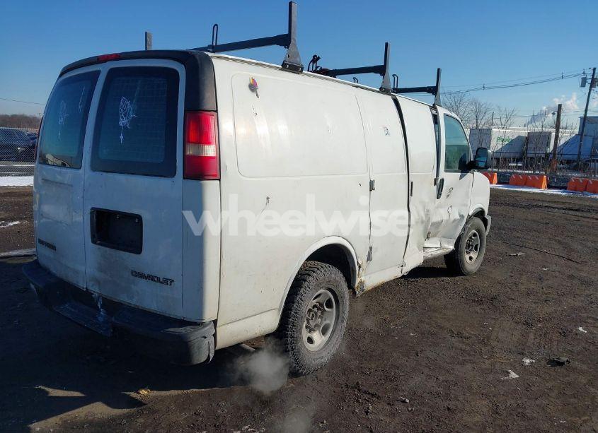 Photo 4 of 2008 Chevrolet Express WORK VAN (VIN 1GCGG25C581189579)