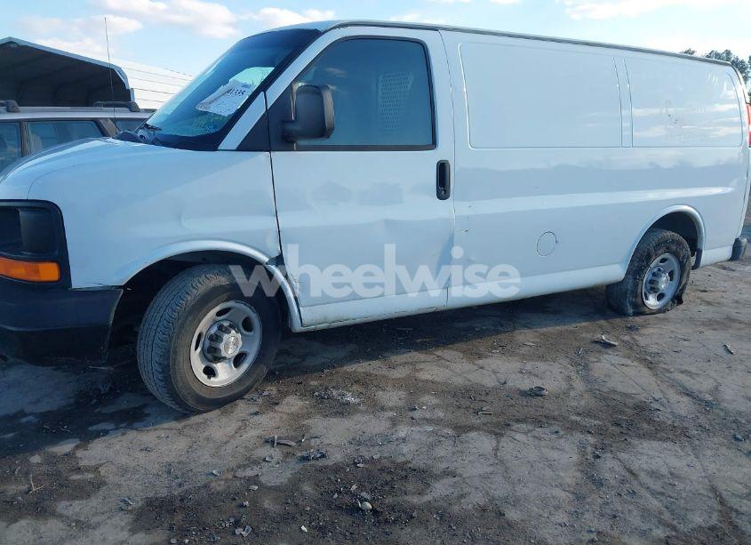 Photo 6 of 2009 Chevrolet Express 2500 WORK VAN (VIN 1GCGG25C691129151)