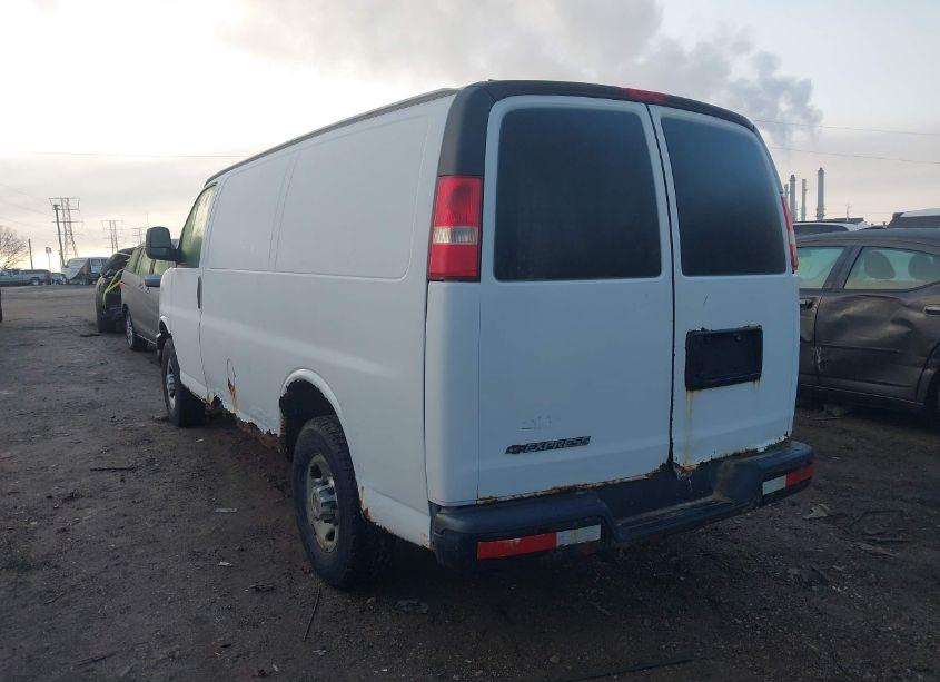 Photo 3 of 2008 Chevrolet Express WORK VAN (VIN 1GCGG25C781190975)