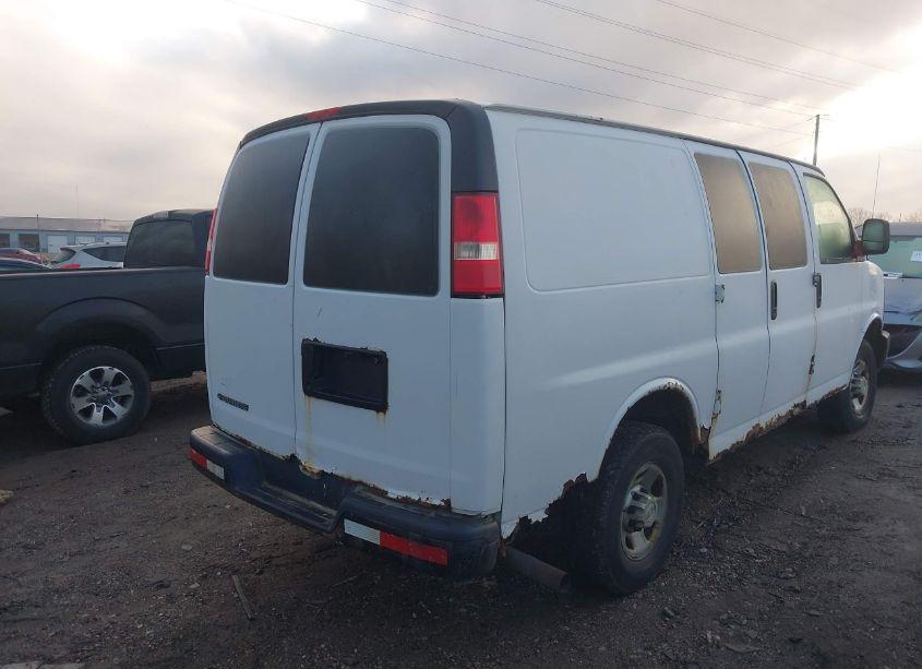 Photo 4 of 2008 Chevrolet Express WORK VAN (VIN 1GCGG25C781190975)